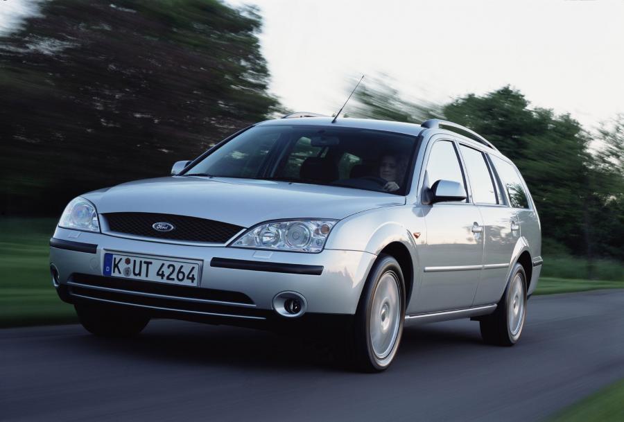  Ford Mondeo Wagon 2000 года  (фото 15 из 18)